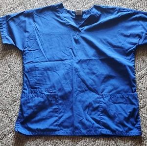 Cherokee scrub top